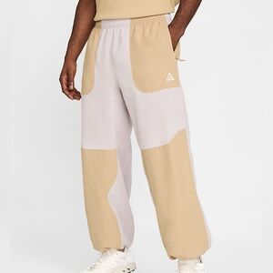 Nike ACG "Wolf‎ Tree" Plus